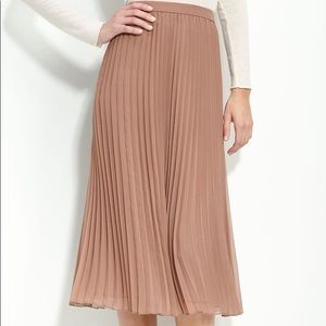 NWT trouve light brown pleated skirt size small